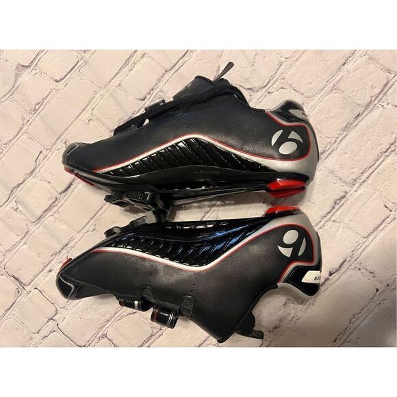 Bontrager Men\'s 9 Inform Race DLX Cycling Shoe Black Red Adjustable Biking main image 11
